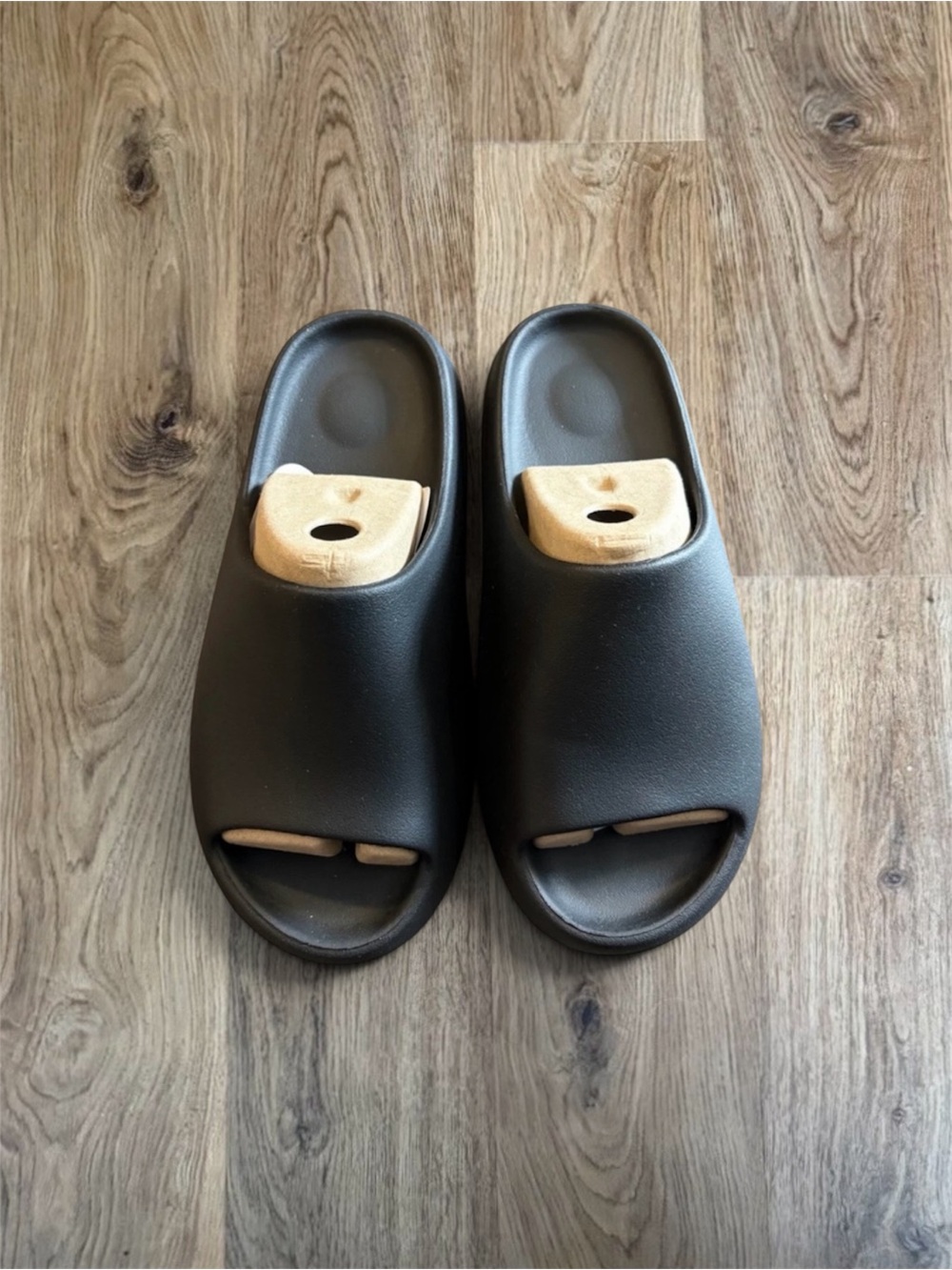 Yeezy YS-01 Slides Black